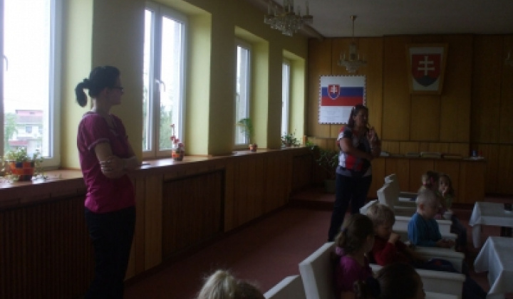 Návšteva detí na Obecnom úrade