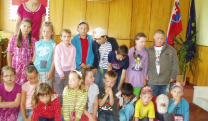Návšteva detí na Obecnom úrade